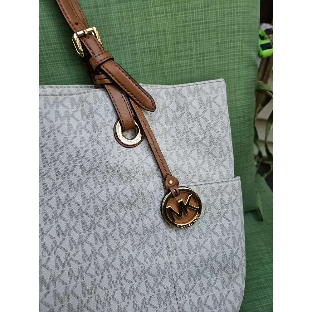 Michael Kors Jet Set Travel Tote Bag Purse MK Signature Vanilla/Brown